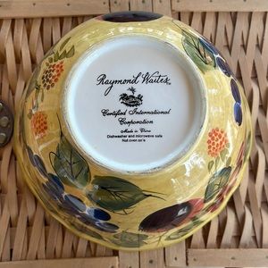 🍒🍇Beautiful Vintage Serving Bowl 🍃Cert International Corp 🍑Raymond Waites